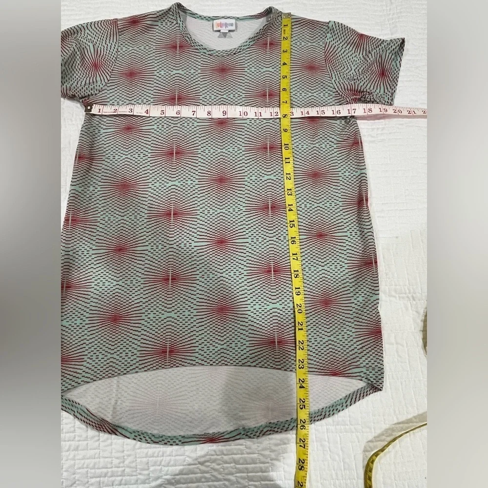 LULAROE :: TOPS